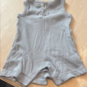 Garanimals Gray Shirt Comfortable and Versatile